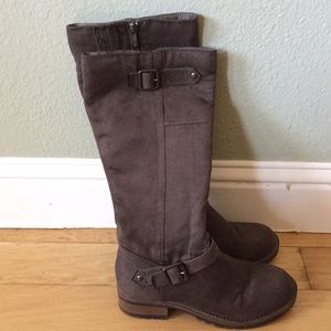 Kenneth Cole reaction boots